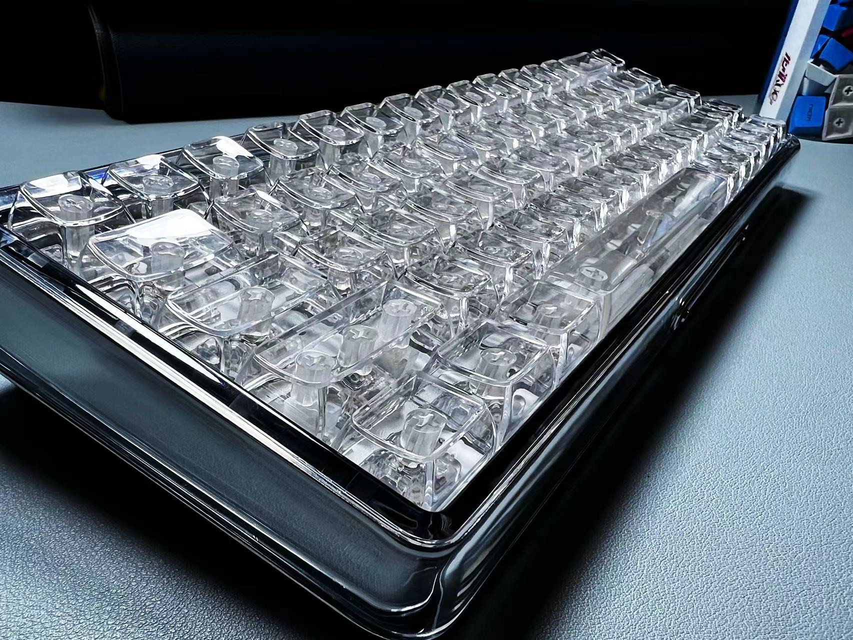 132 Keys Crystal Transparent K - đánh giá và giá Keyboard Gaming Black